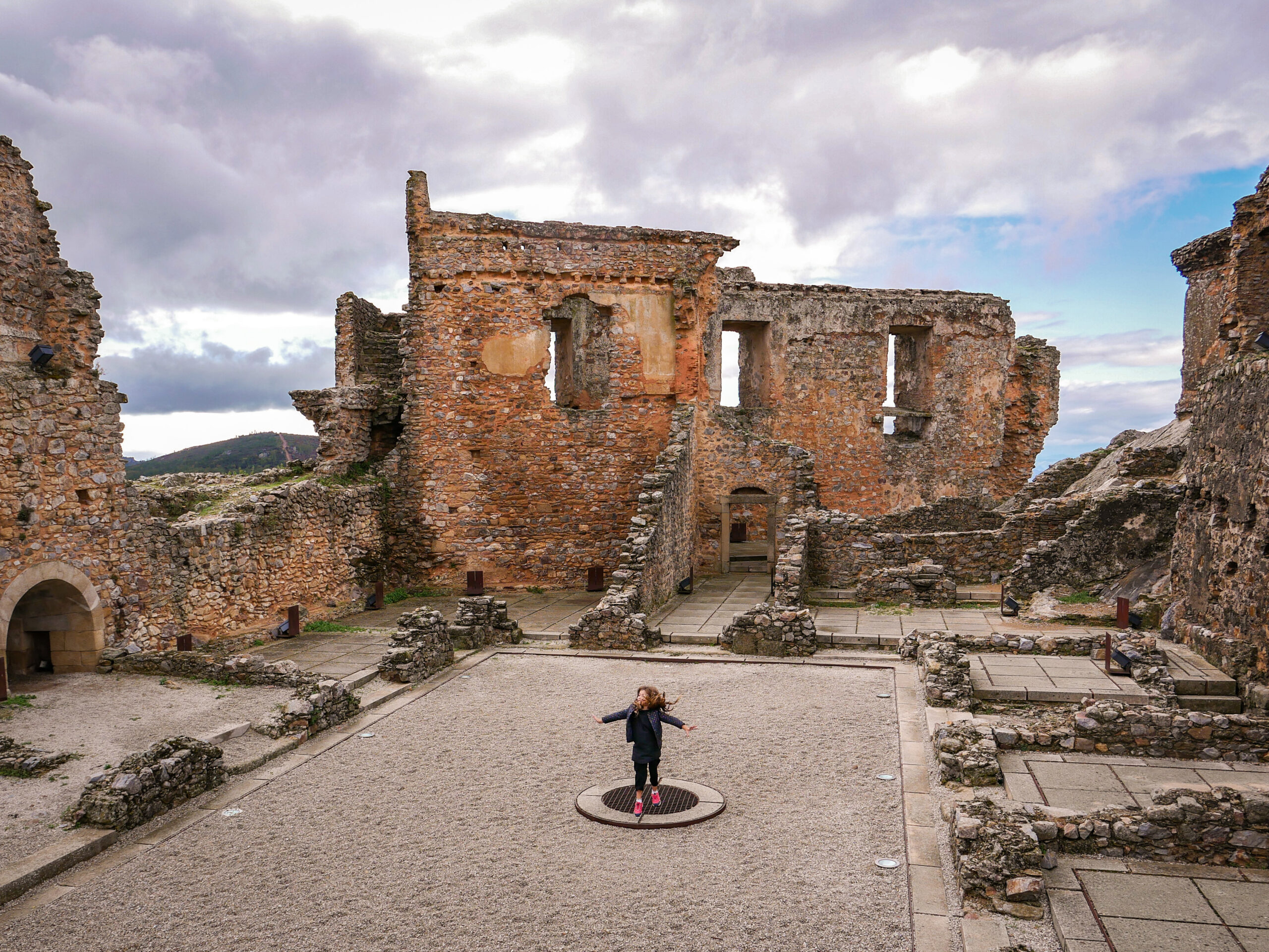 Castilo Rodrigo, Portugal